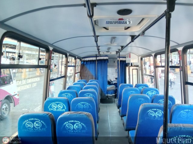 A.C. de Transporte N�mero Uno R.L. 049-A por Miguel Pino