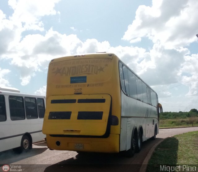 Expresos La Guayanesa 322 por Miguel Pino