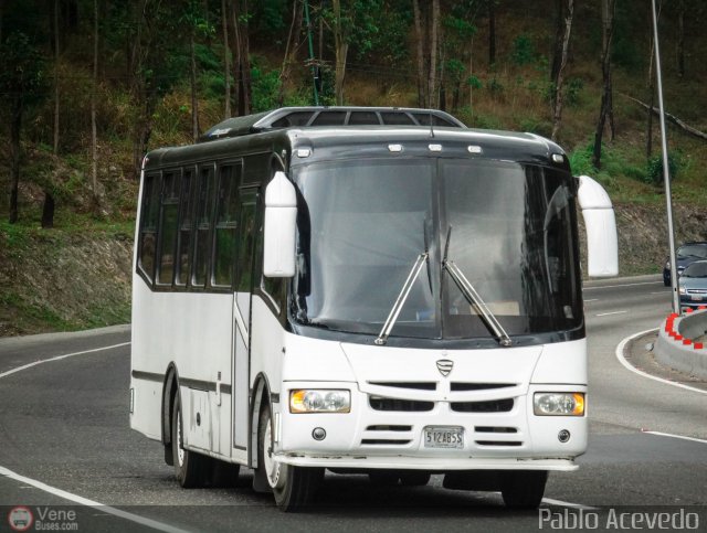 Particular o Desconocido Miranda por Pablo Acevedo