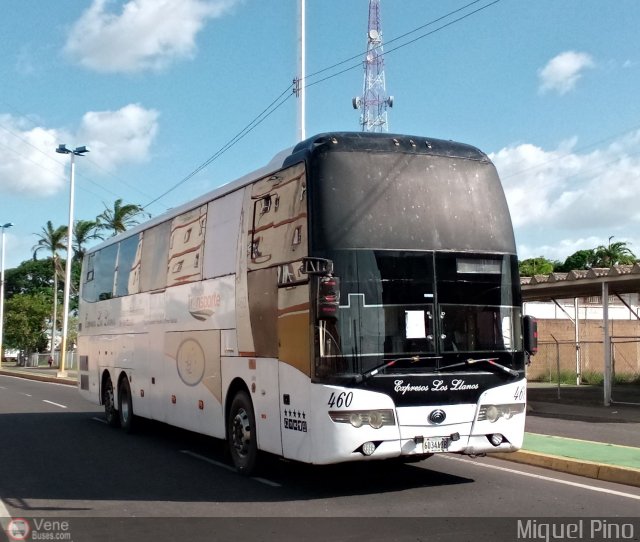 Expresos Los Llanos 460 por Miguel Pino