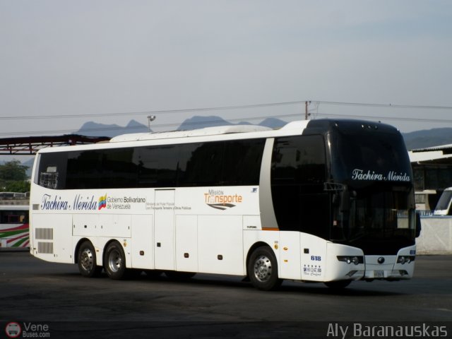 A.C. Mixta de Transporte T�chira M�rida R.L. 0618 por Aly Baranauskas