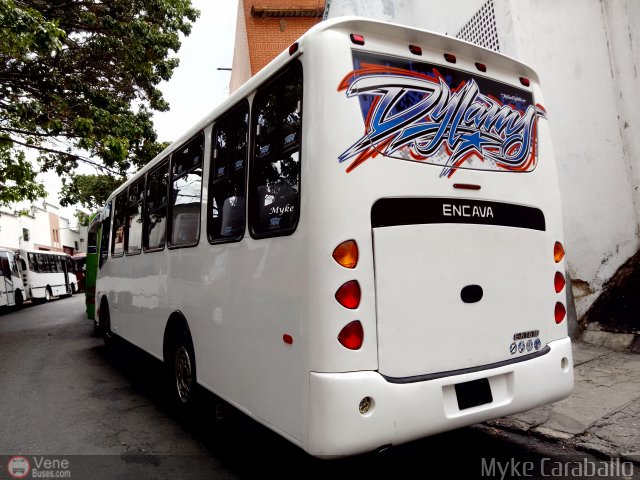 U.C. Caracas - Los Caracas 280 por Michael Caraballo