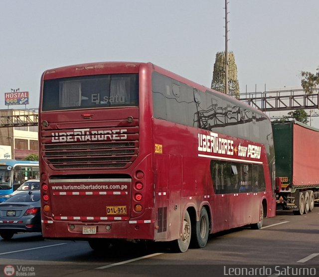 I. en Transporte y Turismo Libertadores S.A.C. 951 por Leonardo Saturno