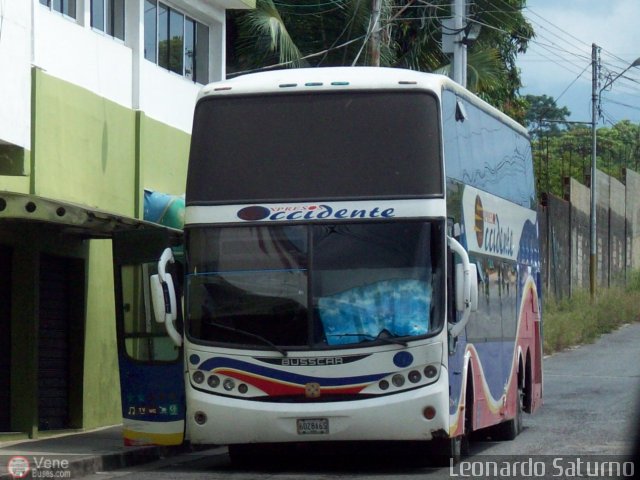 Expresos Occidente 010 por Leonardo Saturno