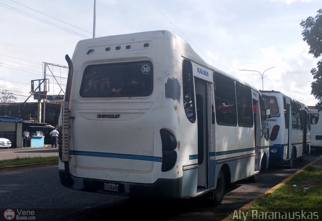 TA - A.C. L�nea Torbes Barrios 35 por Aly Baranauskas