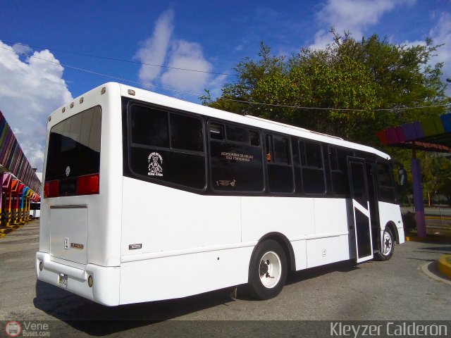 Colectivo Los Andes 25 por Kleyzer Calder�n