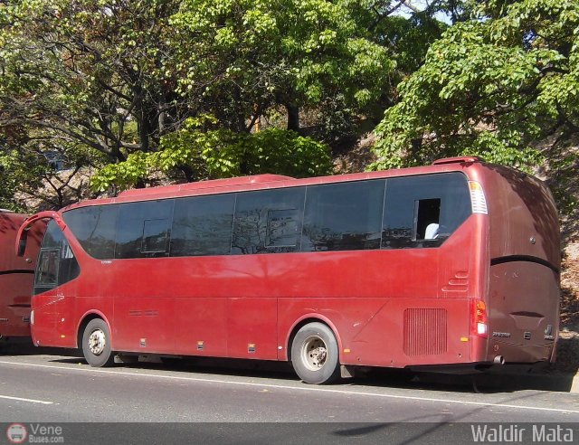 Uso Oficial 999 por Waldir Mata