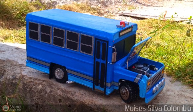 Maquetas y Miniaturas O1 Wayne  por Mois�s Silva Colombo