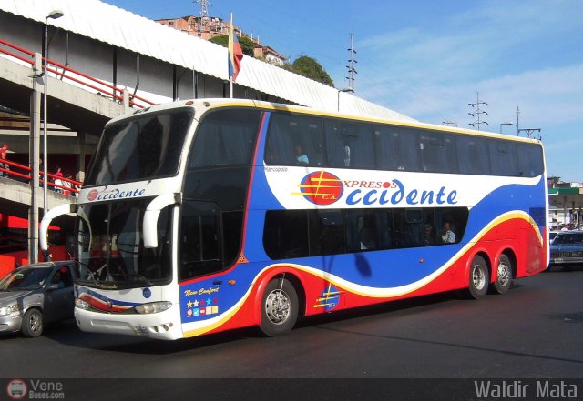 Expresos Occidente 225 por Waldir Mata