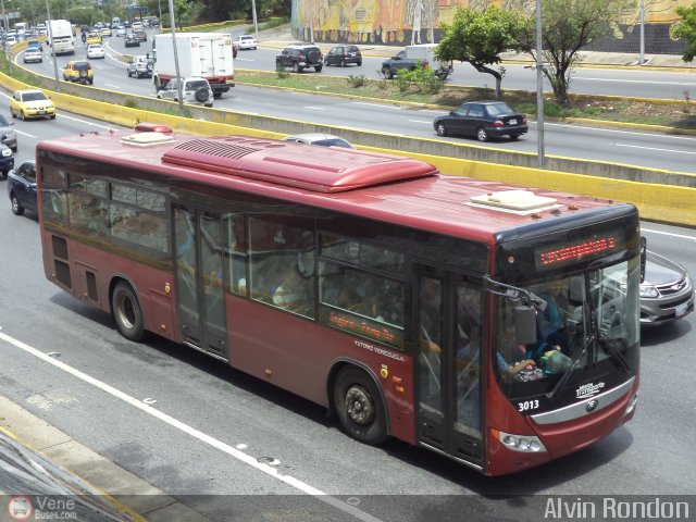 Metrobus Caracas 3013 por Alvin Rond�n
