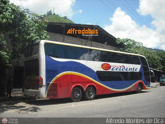 Expresos Occidente 060 por Alfredo Montes de Oca