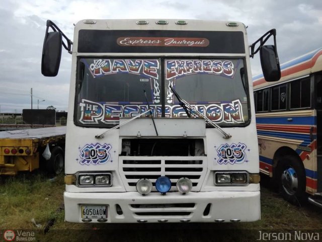Expresos J�uregui 105 por Jerson Nova