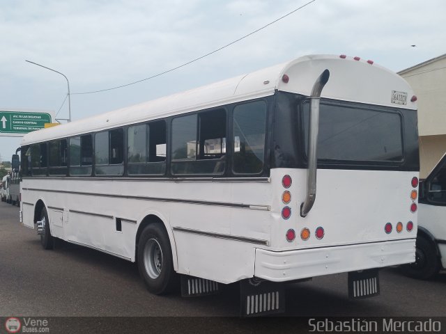 ZU - Ra�l Leoni 36 por Sebasti�n Mercado