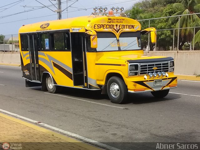 ZU - Los Claveles 70 por Abner Sarcos
