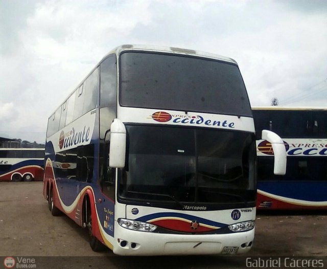 Expresos Occidente 376 por Gabriel C�ceres