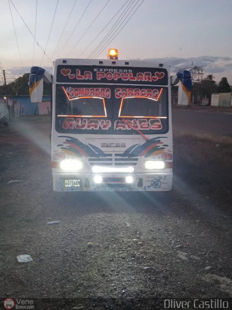 Expresos La Popular 30 por Oliver Castillo