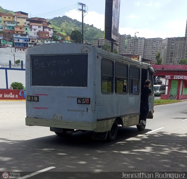 DC - A.C. de Transp. La Reina De Ciudad Tiuna 996 por Jonnathan Rodr�guez