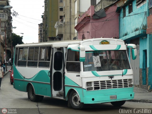 DC - S.C. Plaza Espaa - El Valle - Coche 090 por Oliver Castillo