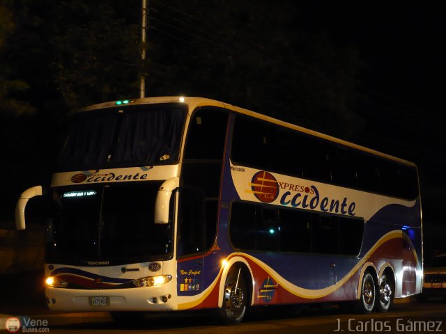 Expresos Occidente 318 por J. Carlos G�mez