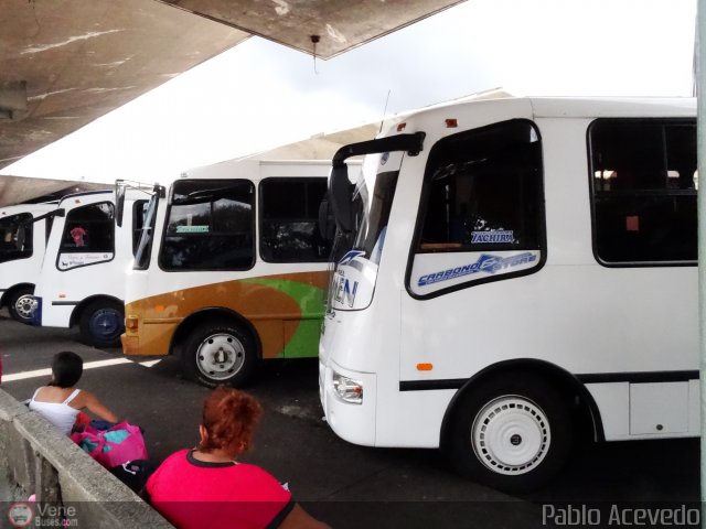 Garajes Paradas y Terminales San-Cristobal por Pablo Acevedo