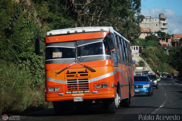U.C. Catia - El Junquito 034 por Pablo Acevedo
