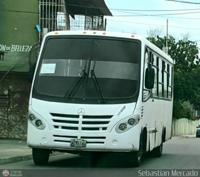 Uso Oficial 999 por Sebasti�n Mercado