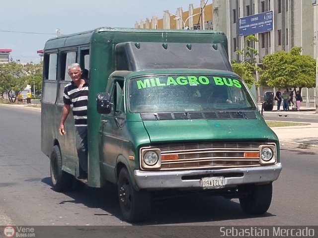 ZU - Asociaci�n Cooperativa Milagro Bus 30 por Sebasti�n Mercado