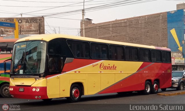 Turismo Ca�ete 950 por Leonardo Saturno