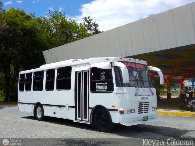Colectivo Los Andes 31 por Kleyzer Calder�n