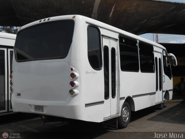 A.C. L�nea Col�n 12 por Jos� Mora