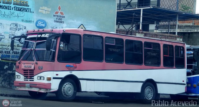 Uni�n de Conductores Unidos S.C. 013 por Pablo Acevedo