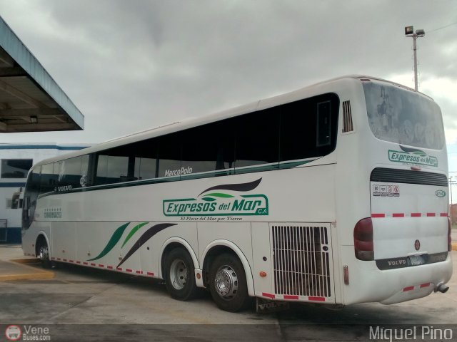 Expresos Del Mar 0214 por Miguel Pino