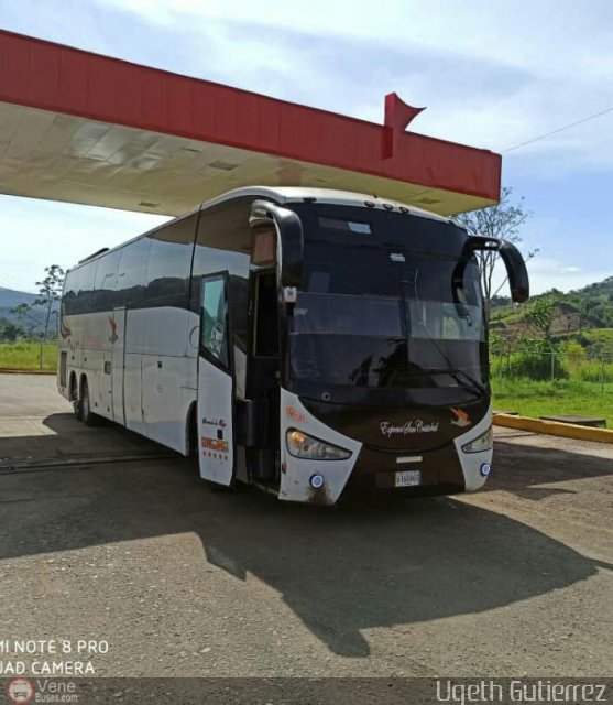 Expresos San Cristbal 169 por Ugeth Gutirrez