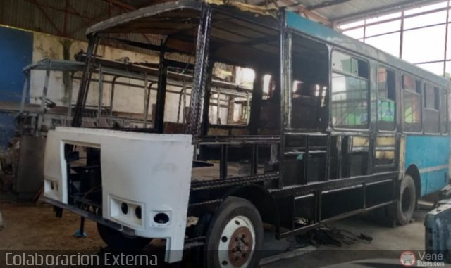 En Chiveras Abandonados Recuperaci�n Ahorita-No-Tiene-Numero por Yenderson Cepeda