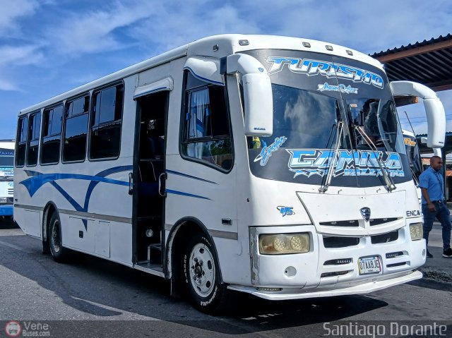 S.C. L�nea Qu�bor 45 por Santiago Dorante