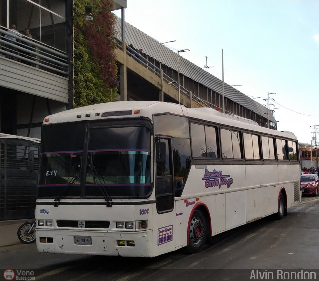 Ejecutivos Carla Tours 1008 por Alvin Rond�n