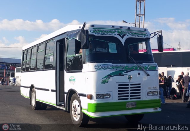 Uni�n Victoria 36 por Aly Baranauskas