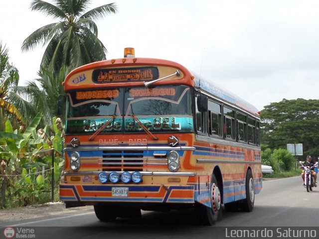 Expresos J�uregui 013 por Leonardo Saturno