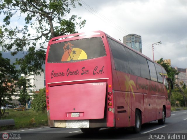 Cruceros Oriente Sur 115 por Jess Valero