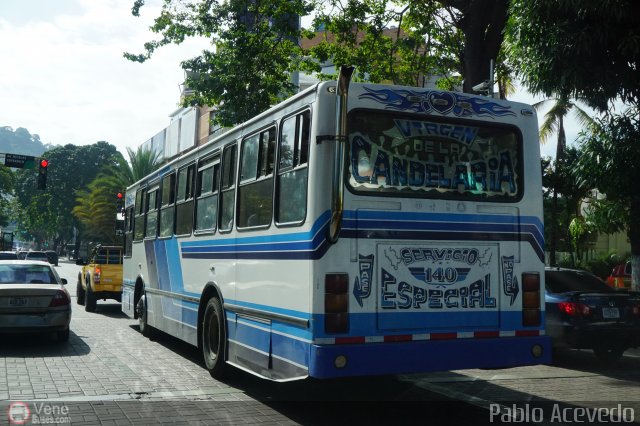 Particular o Desconocido 888 por Pablo Acevedo