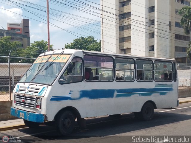 ZU - A.C.C.C. Por puesto Galer�as Urbe Lago Mall 16 por Sebasti�n Mercado