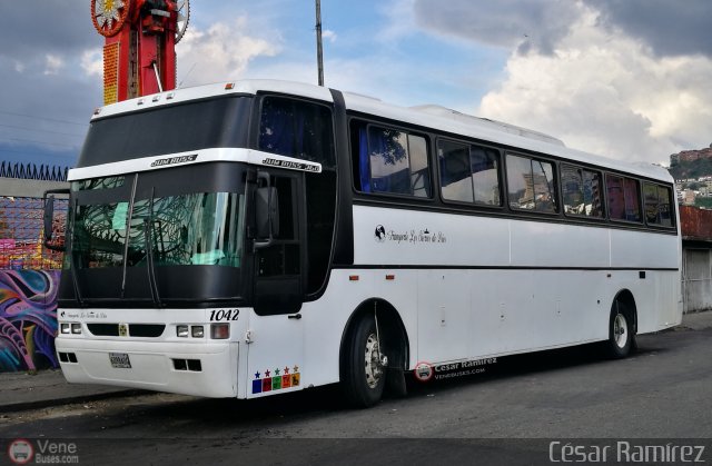 Transporte Los Siervos de Dios 1042 por C�sar Ram�rez