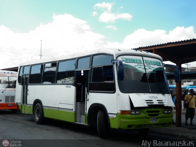 S.C. Lnea Qubor 90 por Aly Baranauskas