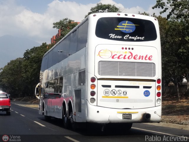 Expresos Occidente 251 por Pablo Acevedo