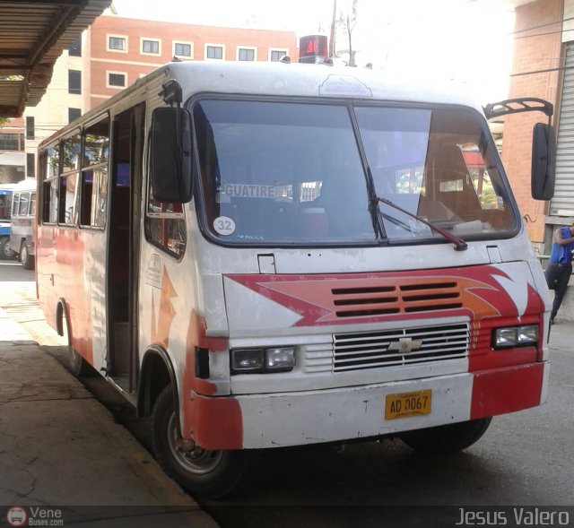 MI - A.C. L�nea La Rosa de Guatire 32 por Jes�s Valero