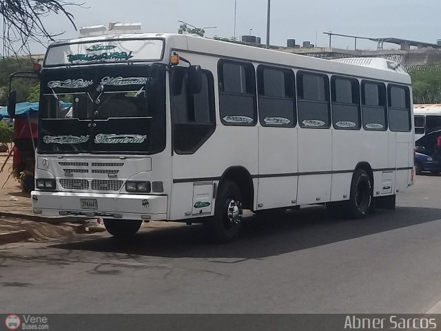 Colectivos La Rosita 014 por Abner Sarcos
