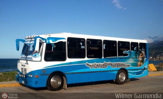 Organizaciones Unidas de C. Caracas - La Guaira 305 por Wilmer Garmendia