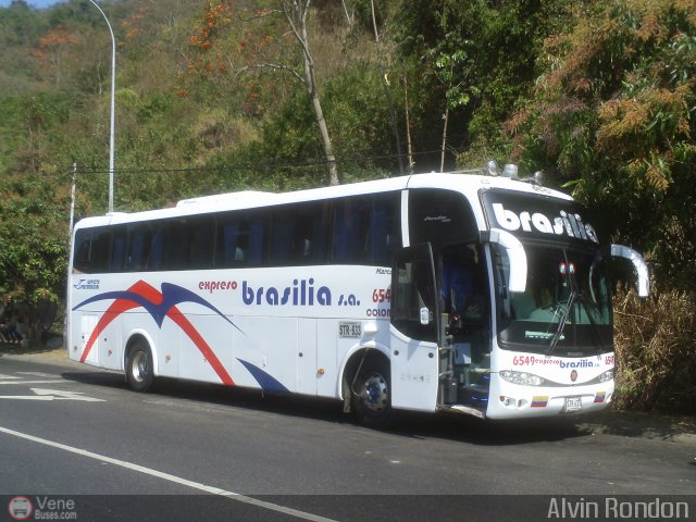 Expreso Brasilia 6549 por Alvin Rond�n