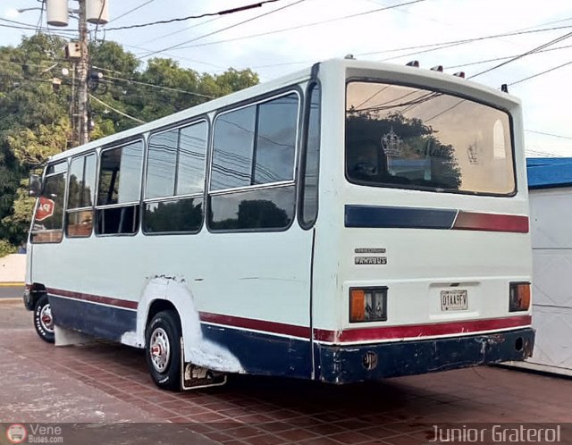 ZU - U.C. Barrio La Polar 841 por Sebasti�n Mercado