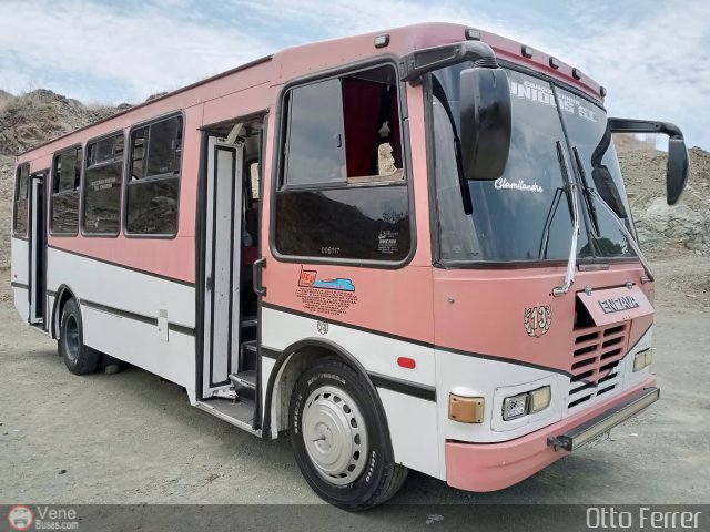 Uni�n de Conductores Unidos S.C. 013 por Otto Ferrer